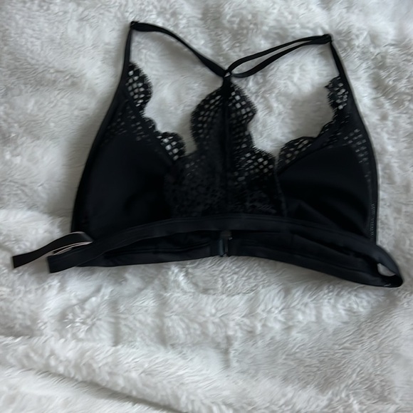 Victoria's Secret Black Lace T-Back Front Closure Padded Triangle Bralette Sz M - Picture 2 of 6